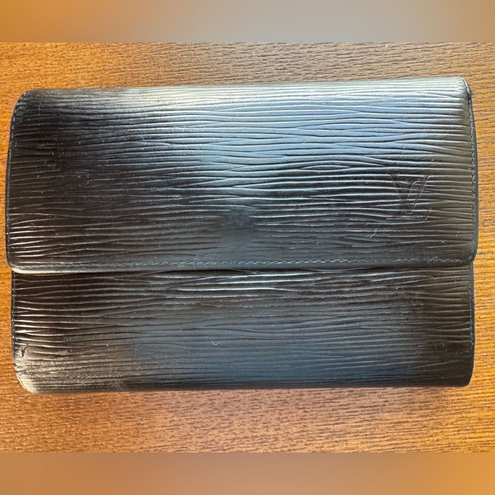 Louis Vuitton Authentic Black Epi Leather Wallet W/COA